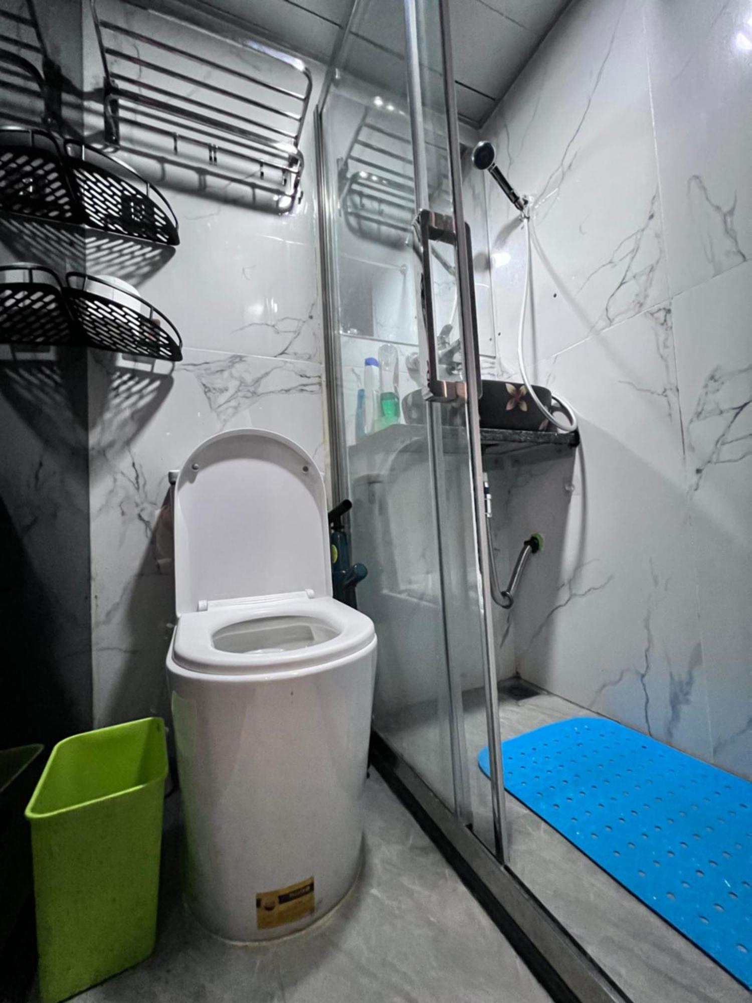 Sleep Cubee Hostel Гонконг Экстерьер фото